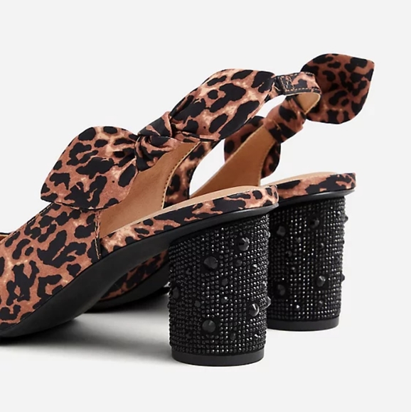 Torrid Betsey Johnson Leopard Pointed Heels - Picture 4 of 9